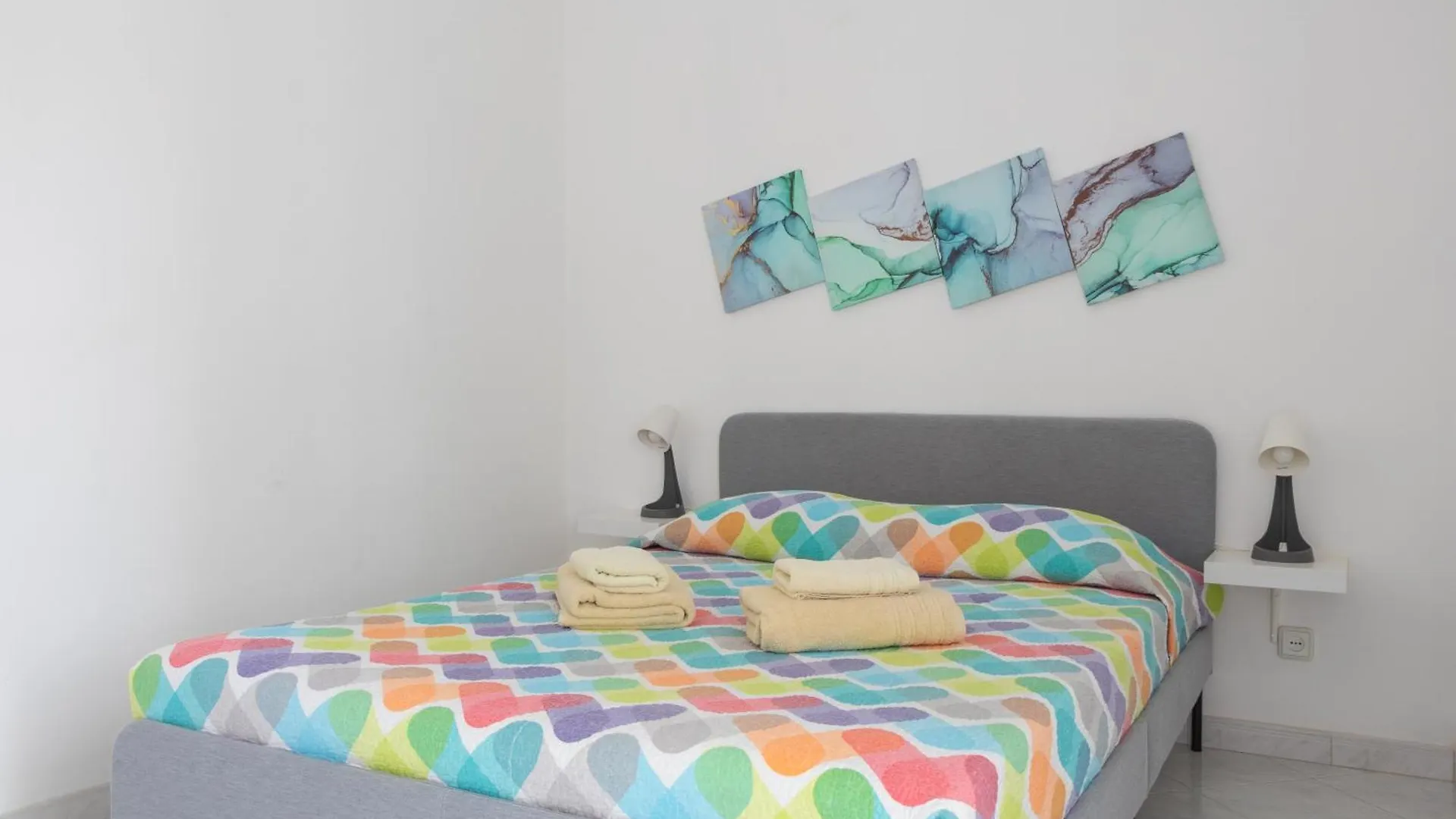 Blife Martinya House - Private Rooms And Apartments Olhão